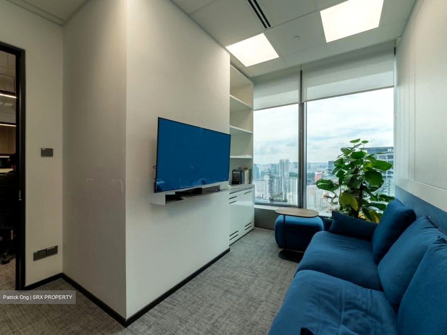 Central Boulevard (D1), Office #608997481